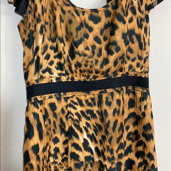 Cheetah patterned dress - Picture 2 of 3